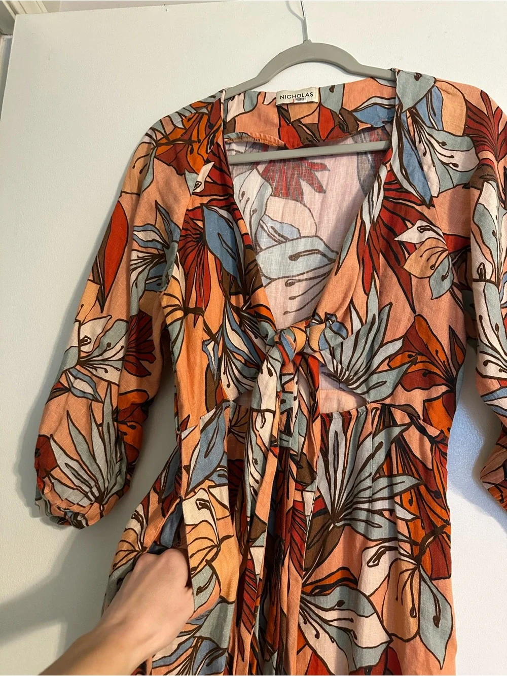 Nicholas Peach Tropical Tie-Front Women's Dress - Picture 3 of 12